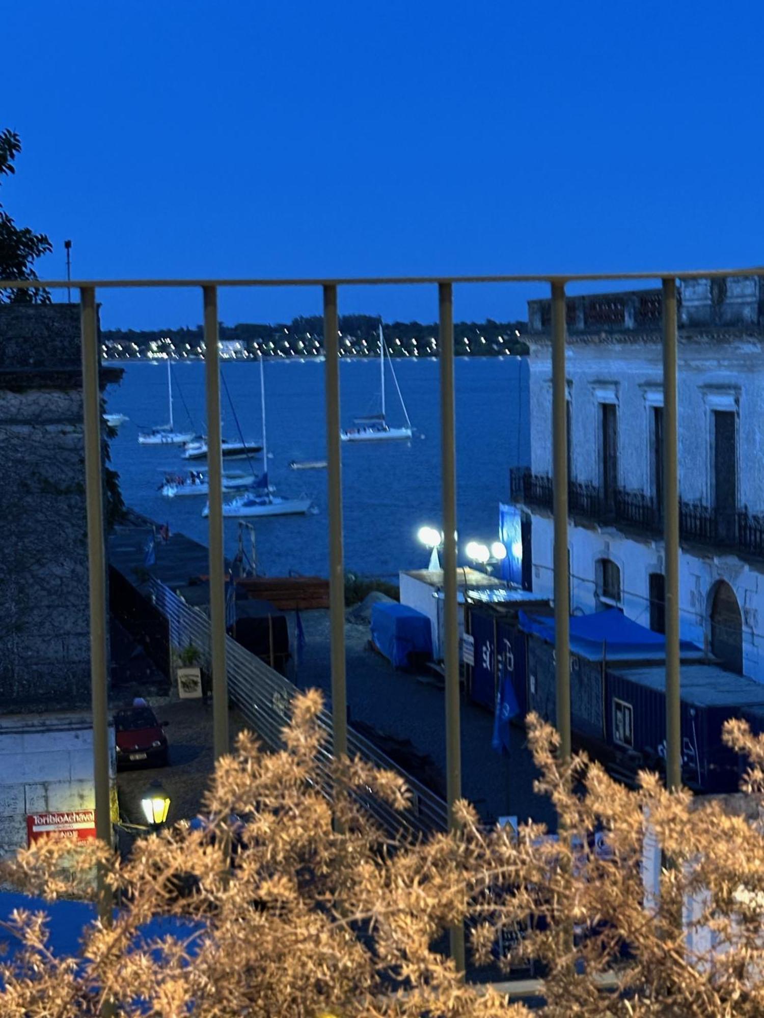 Casa Lahusen Hotell Colonia del Sacramento Exteriör bild